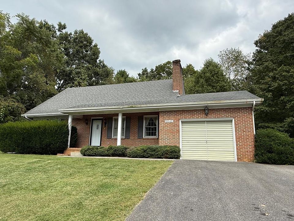 1st image of 18343 Westwood Dr