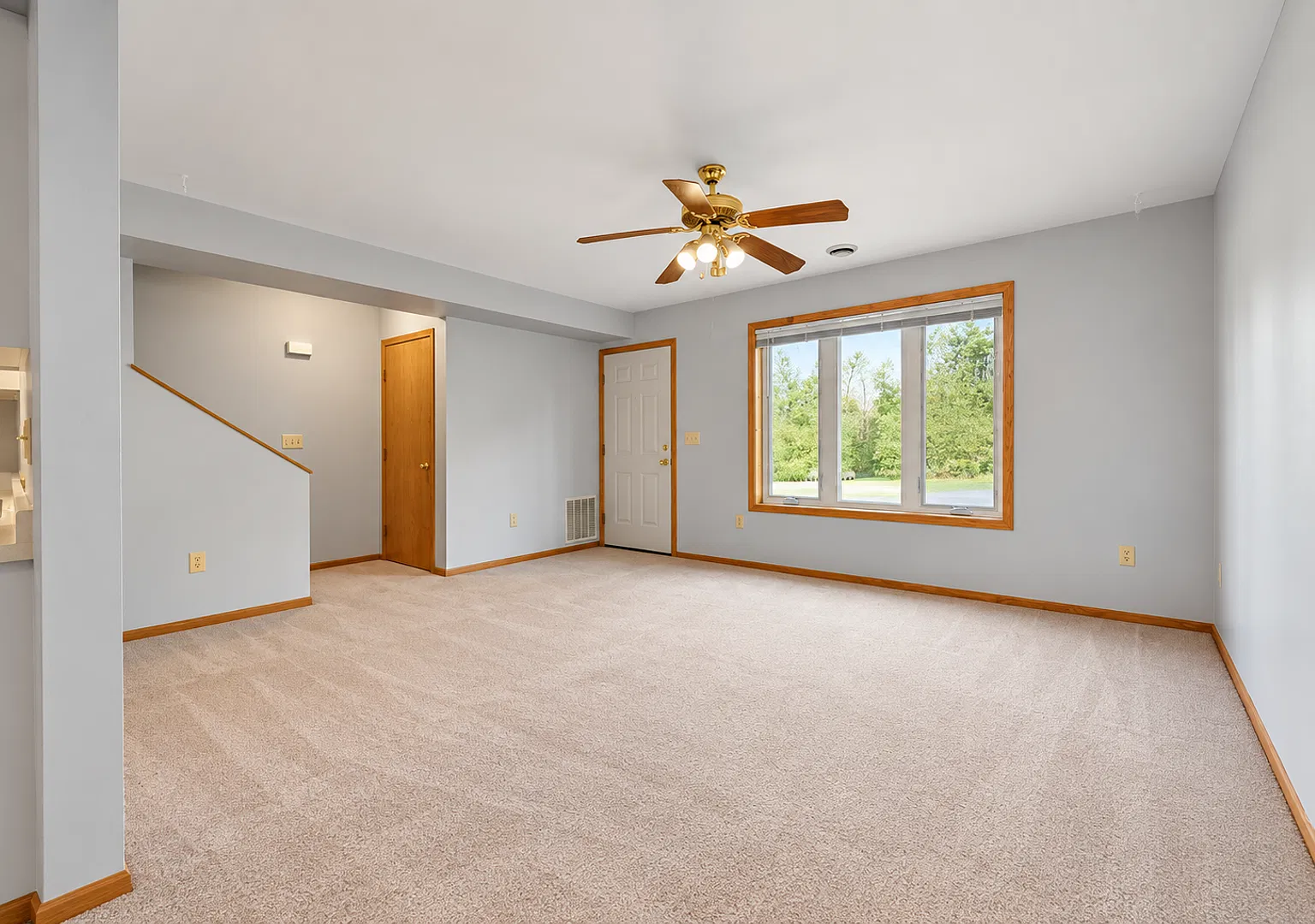 2 Bed, 1.5 Bath Townhome + Garage in Dane, WI! — Photo 3