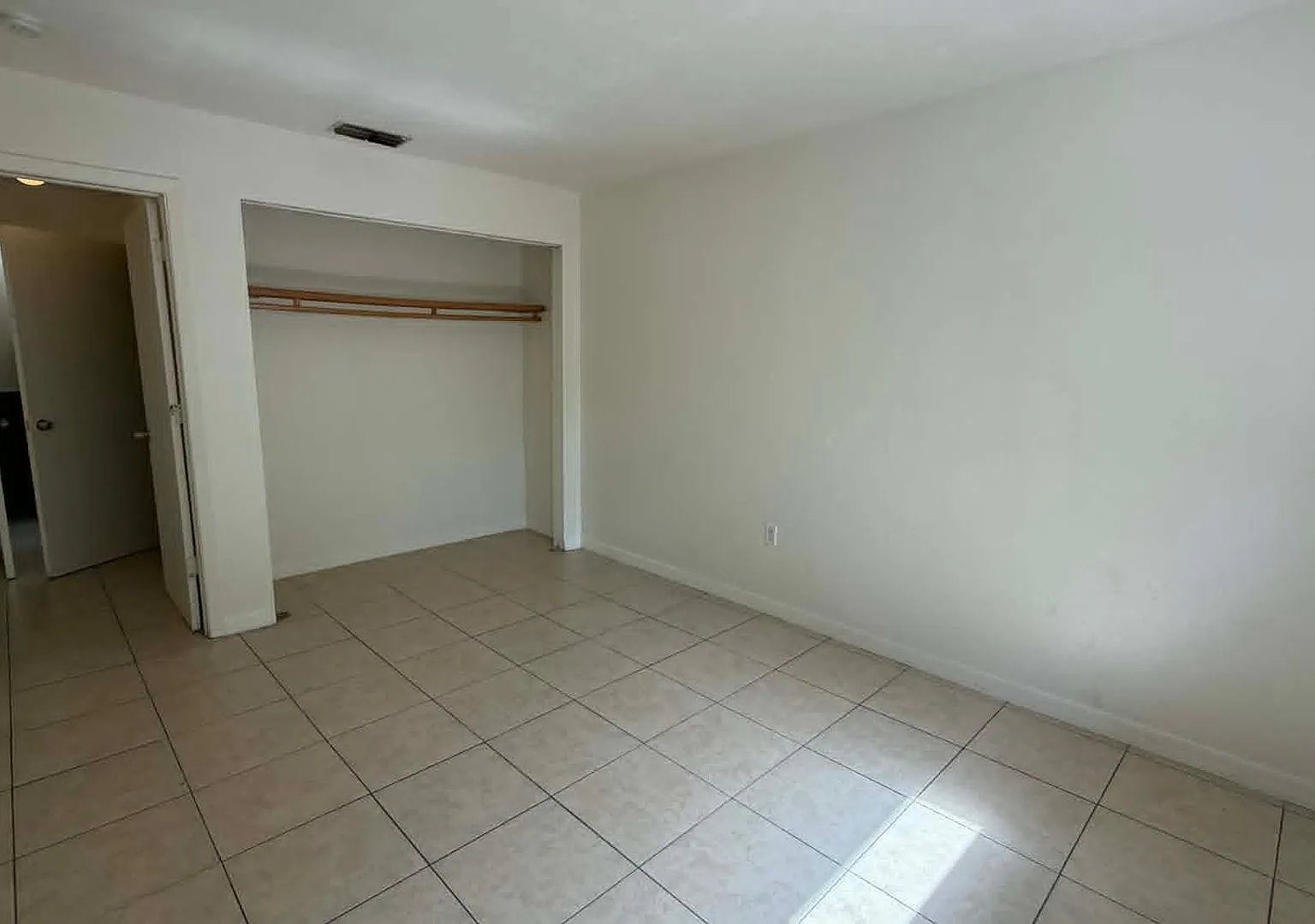 3713 Washington Ave — Photo 4