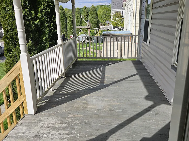 1725 Moore Ave — Photo 20