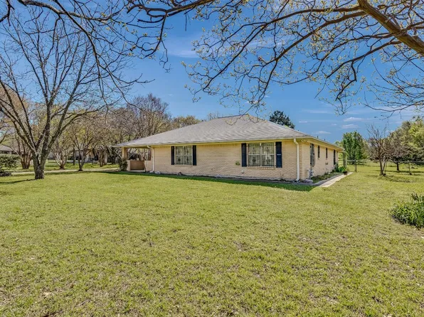 402 E Simonds Rd, Seagoville, TX 75159