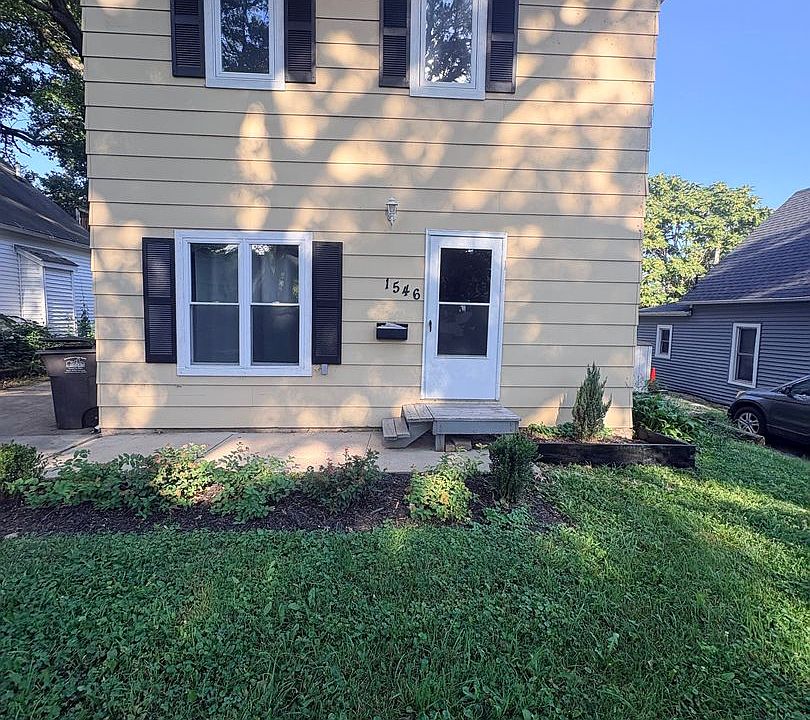 1st image of 1546 33rd St