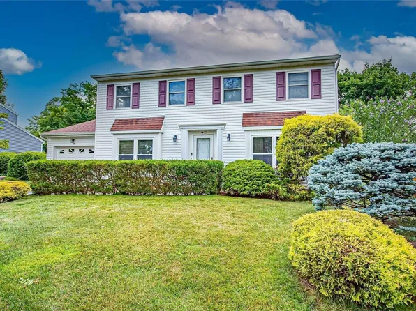8 Fireplace Drive, Kings Park, NY 11754
