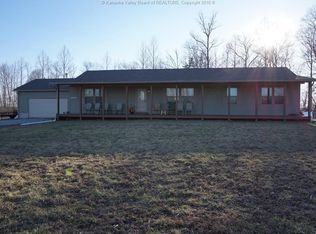 756 Steel Ridge Rd, Red House, WV 25168