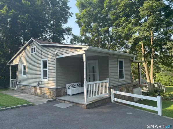 14 Bantam Road, New Fairfield, CT 06812