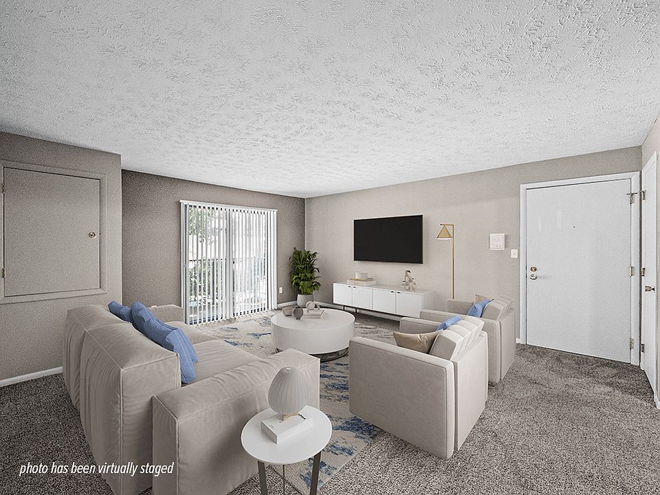 Living Room with Balcony or Patio