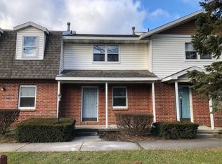 276 Old Loudon Rd #3D, Latham, NY 12110