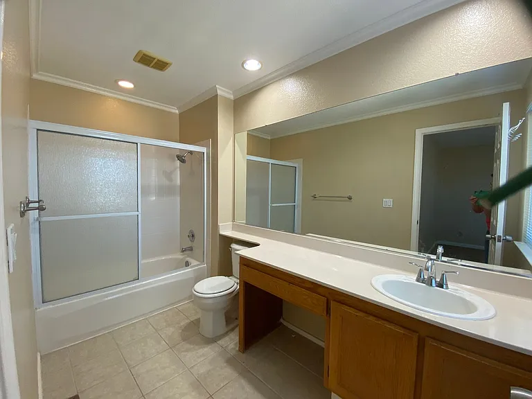 229 Potrero St — Photo 34