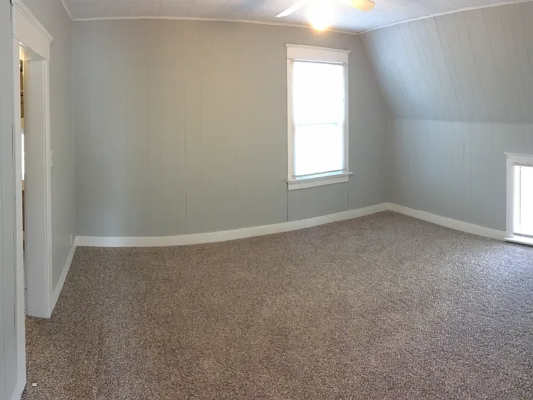 108 W Pine St — Photo 8