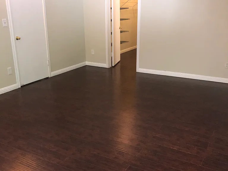 4541 Collett Ave — Photo 13