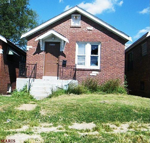 1st image of 4535 Davison Ave