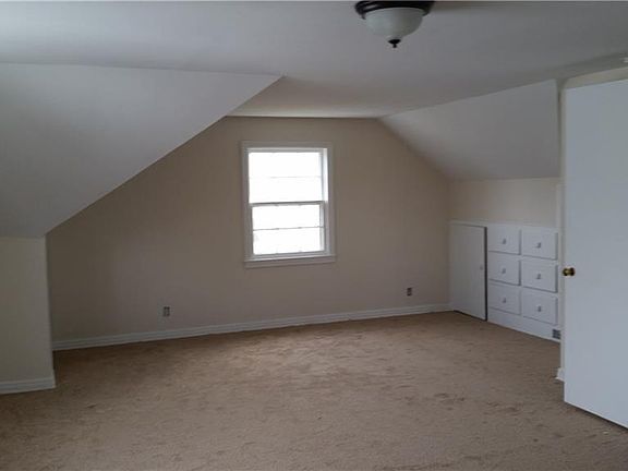 4th image of 5008 Chapman Pkwy