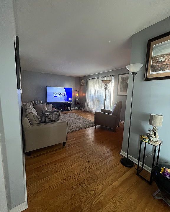 1st image of 2224 Brent Ct