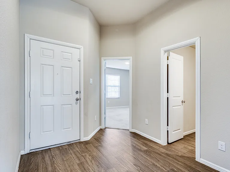 6020 Halton Dr — Photo 10