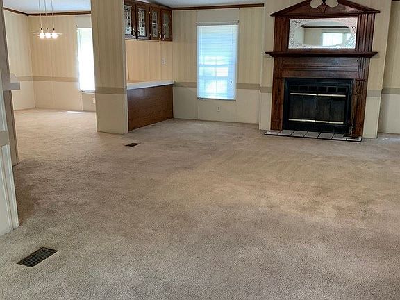 3rd image of 80 Brooks Cove Dr