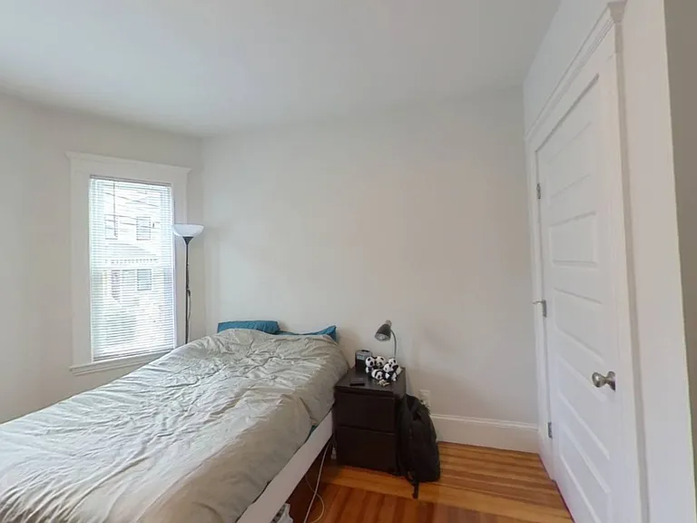 17-19 Ashland St #1 — Photo 5
