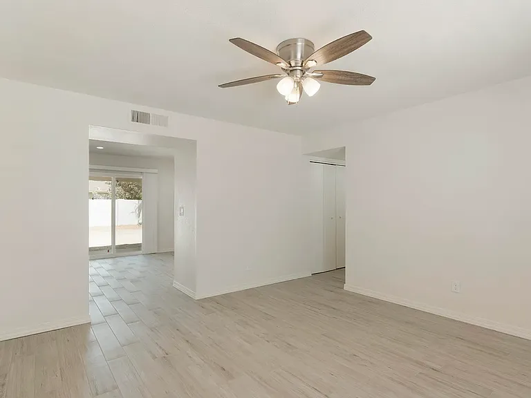 3316 E Helena Dr — Photo 6