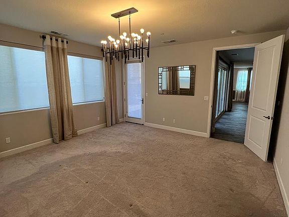 5th image of 522 Mandevilla Dr