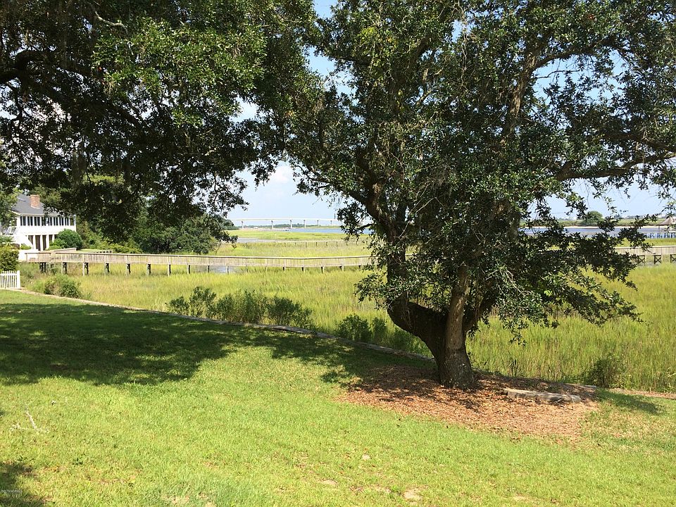 1st image of Lot 15 Shoreline Drive W LOT 15
