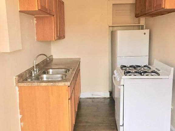 4th image of 1234 W Loyola Ave