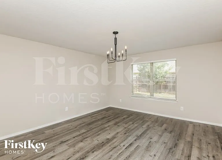 6212 Skysail Rd — Photo 5