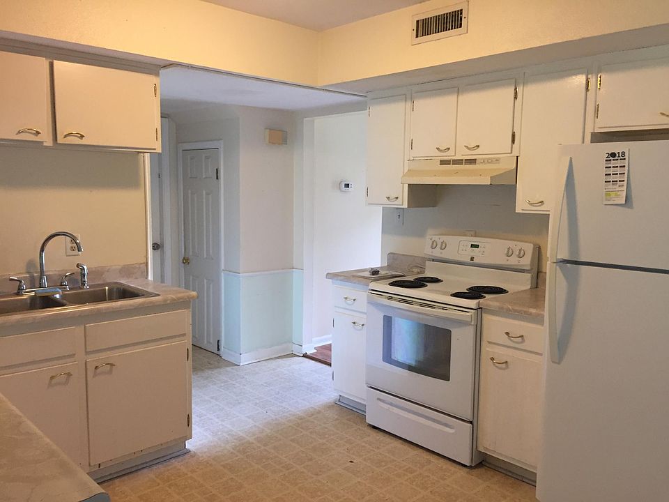 1st image of 1108 Carissa Dr
