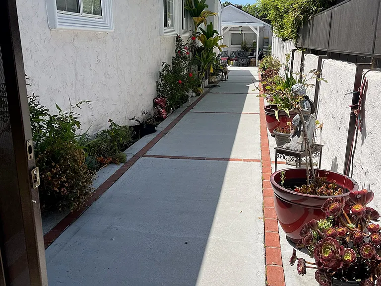 8920 Olin St — Photo 3