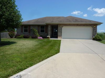 1211 E Lily Dr, Ozark, MO, 65721