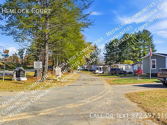 5th image of 4 Hemlock Ct