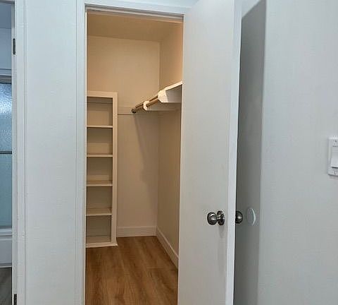 3rd image of 1723 S Westgate Ave APT 2