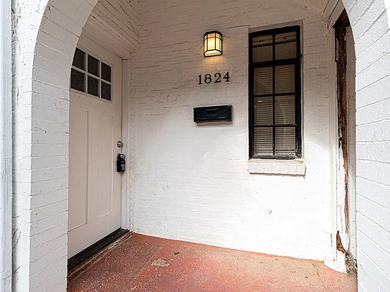 1824 Carey Pl #1 — Photo 4