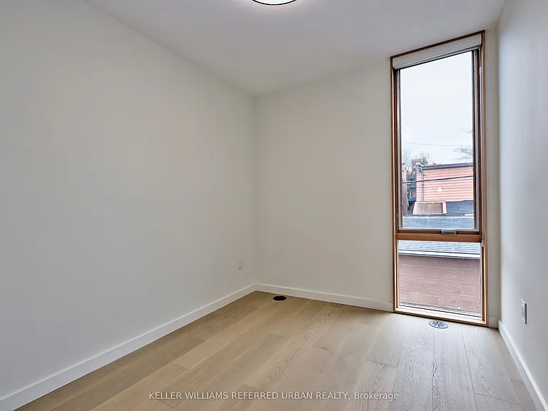 37 Margueretta St #LANEWAY — Photo 16