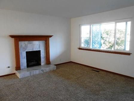 3rd image of 256 Seaside Dr