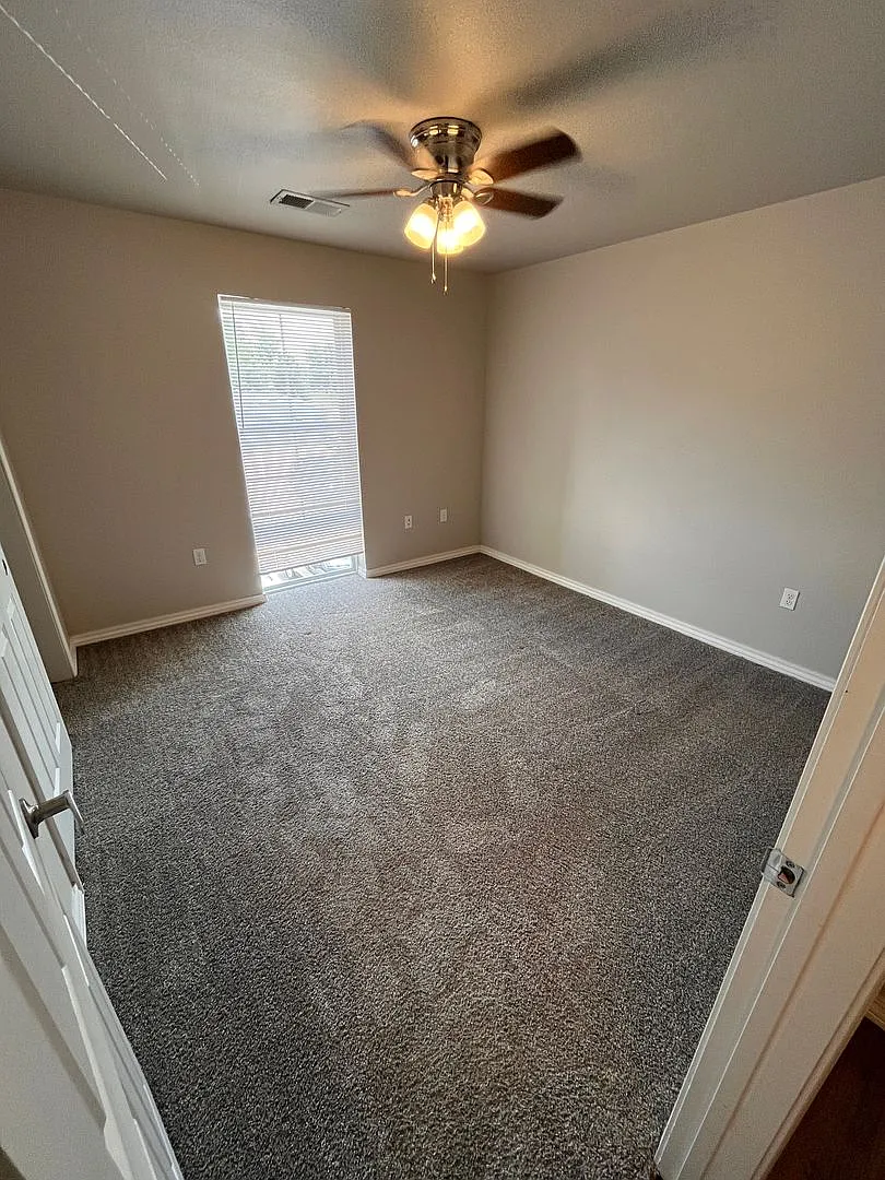 Markland/Wiles — Photo 4