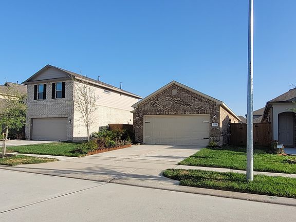 3rd image of 12706 Gallowhill Dr