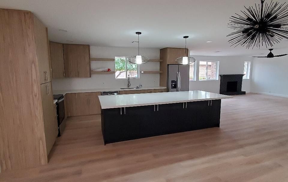 1st image of 4537 N 87th Pl