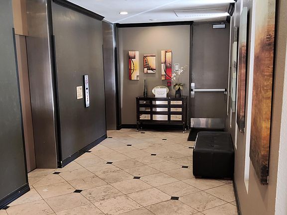2nd image of 1150 N Vine St #603