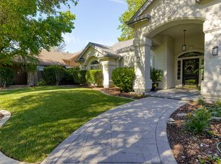 4636 Saint Charles Dr, Redding, CA 96002