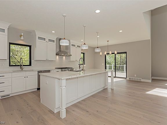 26501 Hurlingham Rd Beachwood OH 44122 MLS 4467312 Zillow