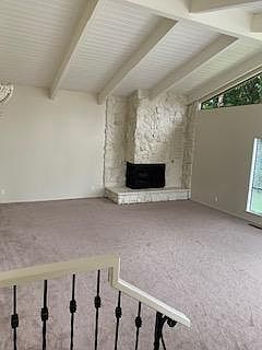 4th image of 752 Edge Ln