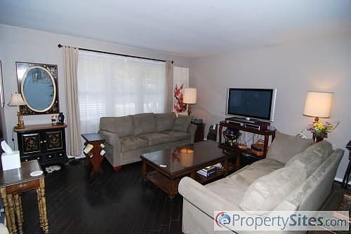 3rd image of 1013 Highland Ave