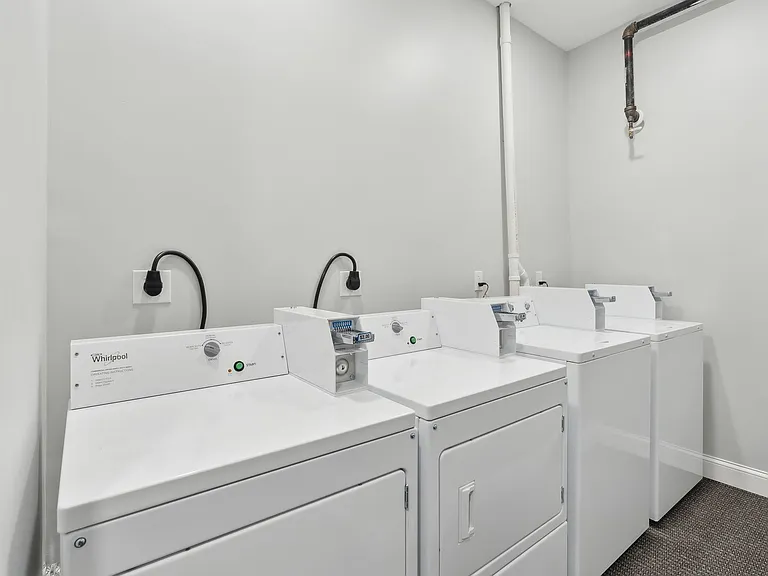 610 Congress St #8 — Photo 7