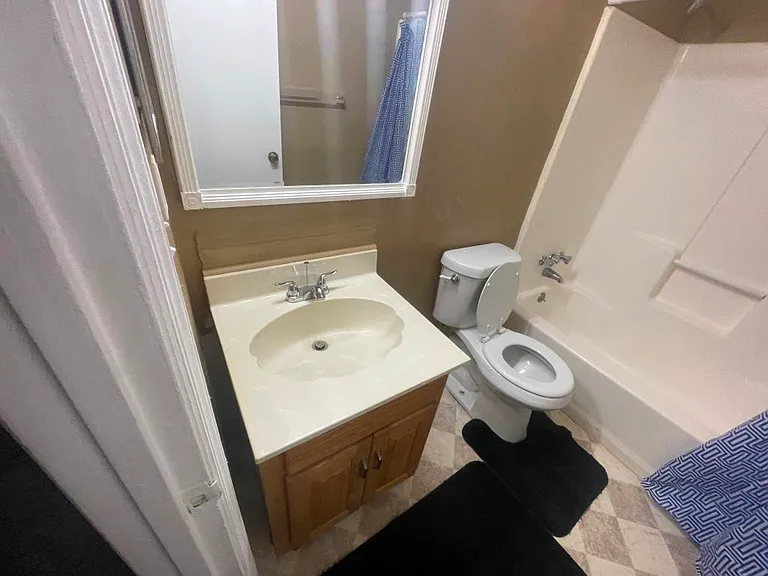 5133 Galbraith Cir — Photo 30