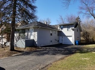 6110 Woodward Ave, Downers Grove, IL 60516