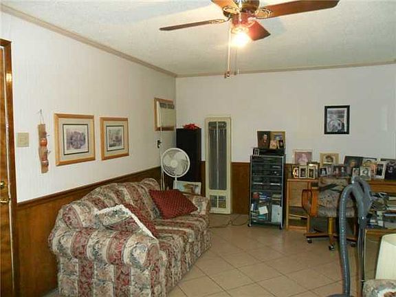 3rd image of 8109 Sandland Dr