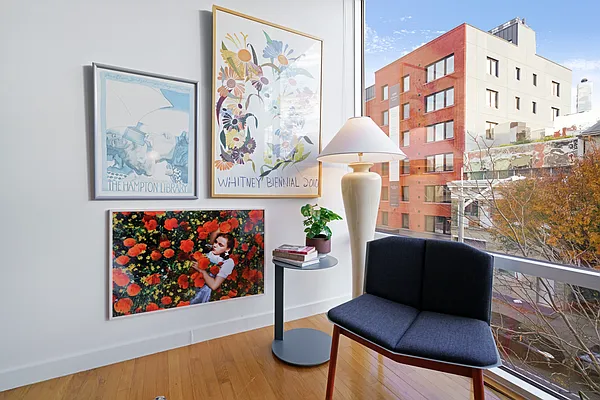 Sold by Compass | media 27