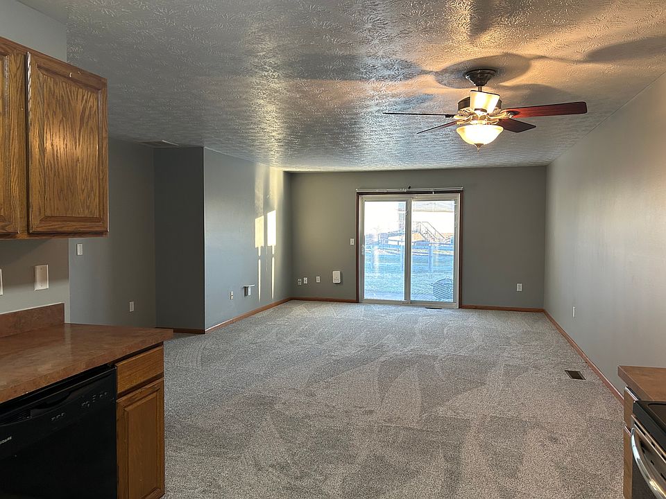 1st image of 3797 Butterfield Dr