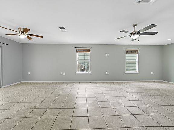 5th image of 6046 Plumbago Pl