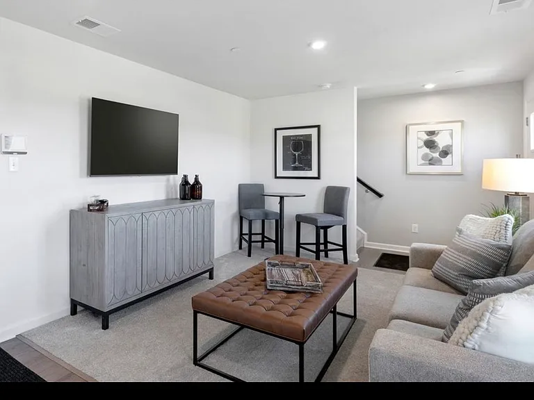 107 Leah Dr — Photo 18