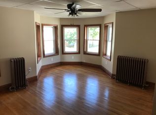 91 3rd St #2, Waterford, NY 12188